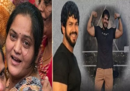 बुलंदशहर के खुर्जा नगर के चर्चित ट्रिपल मर्डर के आरोपी के मारे जाने की खबर सुन पत्नी हुई बेहोश,दो बच्चे हुए बेसहारा 2017 में बसपा का नगर अध्यक्ष रह चूका है जीतू सैनी 