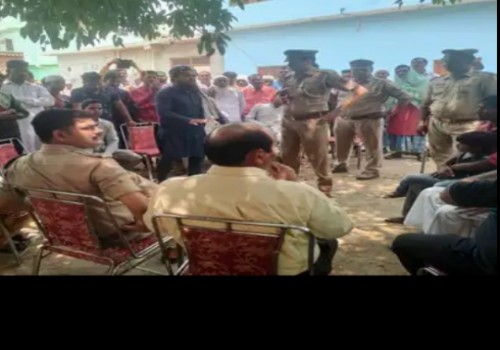 बरेली के थाना भमोरा के गांव कैमुआं में कल विवादित स्थल पर अलविदा की नमाज पर प्रशासन की रही रोक