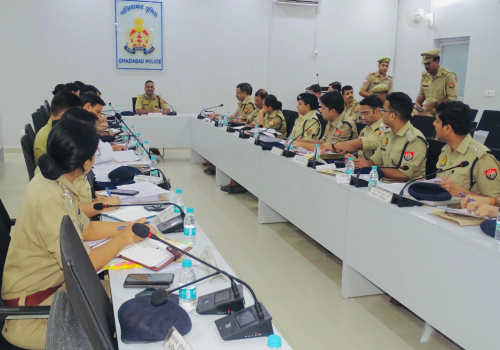 कानून व्यवस्था को लेकर पुलिस आयुक्त ने सभी अधिकारियों के साथ की अहम बैठक