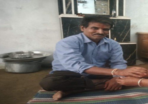 नागिन ने लिया बदला अधेड़ को डसने के बाद घंटों बैठी रही पास में समय पर इलाज न मिलने से हुई मौत