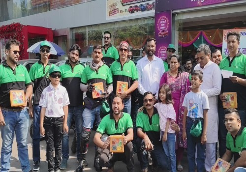 सामाजिक संस्थाओं द्वारा बीपीसीएल के उत्पाद अधिक माइलेज स्पीड ईंधन की जागरूकता को लेकर निकाली बाइक रैली