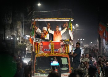 मध्यप्रदेश के मुख्यमंत्री शिवराज सिंह चौहान का रोड शो, भाजपामय हुआ सागर