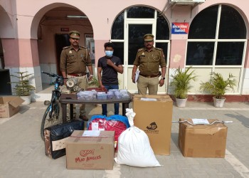 थाना बिसरख पुलिस द्वारा घरो मे चोरी करने वाले 01 शातिर अभियुक्त को चोरी के सामान के साथ गिरफ्तार किया गया ।