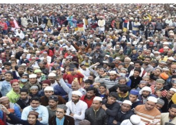 बरेली के इस्लामिया मैदान में भारी भीड़ पुलिस की तैयारी जबरदस्त पूरी बरेली में भारी फोर्स बल तैनात