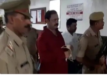 बरेली की सेंट्रल जेल में बंद यूपी का डॉन बबलू श्रीवास्तव इलाज के लिए पहुंचा अस्पताल 