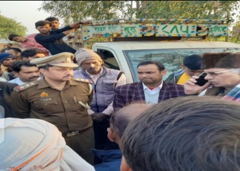 बरेली में पशुधन मंत्री के क्षेत्र में हुई बड़े पैमाने पर गोकशी से हिंदू संगठनों का हंगामा पुलिस पर की कार्रवाई की मांग