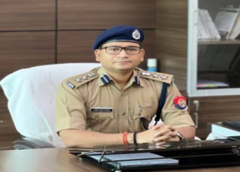 बरेली में गोकशी रोकने में पुलिस नाकाम थाना बिथरी चैनपुर इंस्पेक्टर और रिठौरा चौकी प्रभारी निलंबित  