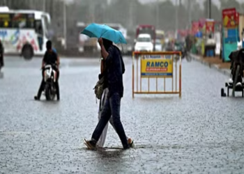 मिचौंग के कहर को देखते हुए आईएमडी ने जारी किया बारिश का रेड अलर्ट