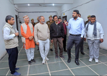 जिलाधिकारी दीपक मीणा ने किया ईवीएम वीवीपैट वेयरहाउस का मासिक निरीक्षण