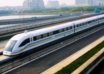 अब भारत देश में दौड़ेगी दुनिया की सबसे फास्ट ट्रेन, बुलेट और हवाई जहाज से भी है तेज याह ट्रेन