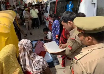वाराणसी में आटो से बरामद हुआ महिला का शव, जांच में जुटी पुलिस