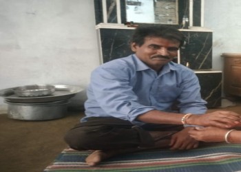 नागिन ने लिया बदला अधेड़ को डसने के बाद घंटों बैठी रही पास में समय पर इलाज न मिलने से हुई मौत